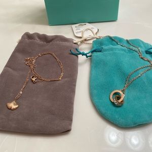 Set of 2 necklaces